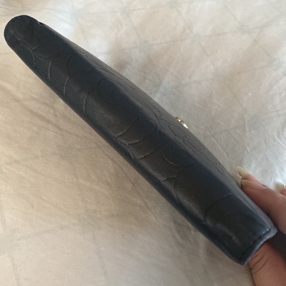 Chanel Camellia wallet - Picture 10 of 14